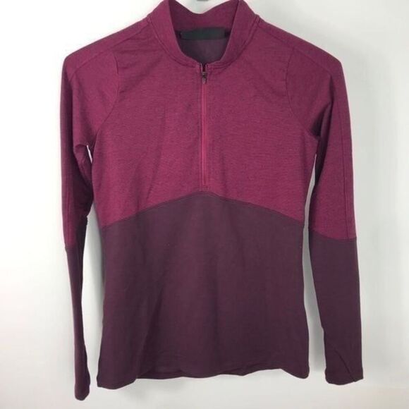 Under Armour fitted 1/4 Zipped long sleeve size XS…0565 - Picture 2 of 4